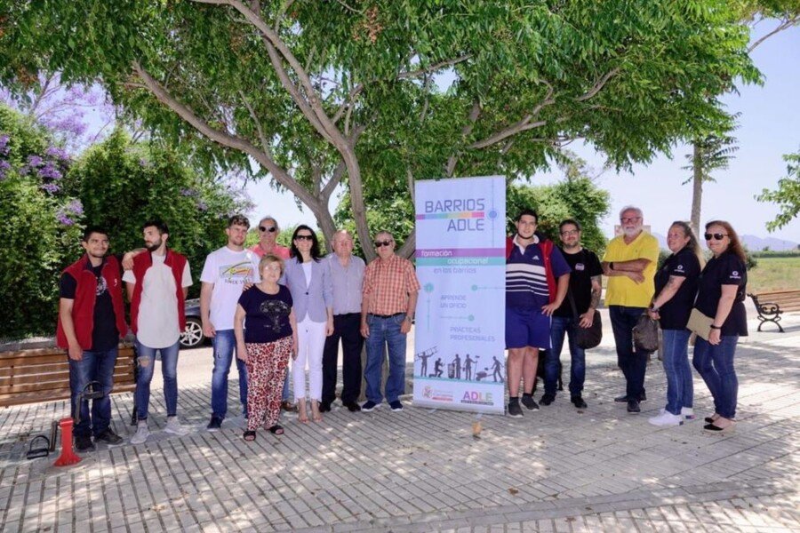 La nueva edición del programa Barrios ADLE forma a 8 desempleados de Santa Ana y Miranda La nueva edición del programa Barrios ADLE forma a 8 desempleados de Santa Ana y Miranda