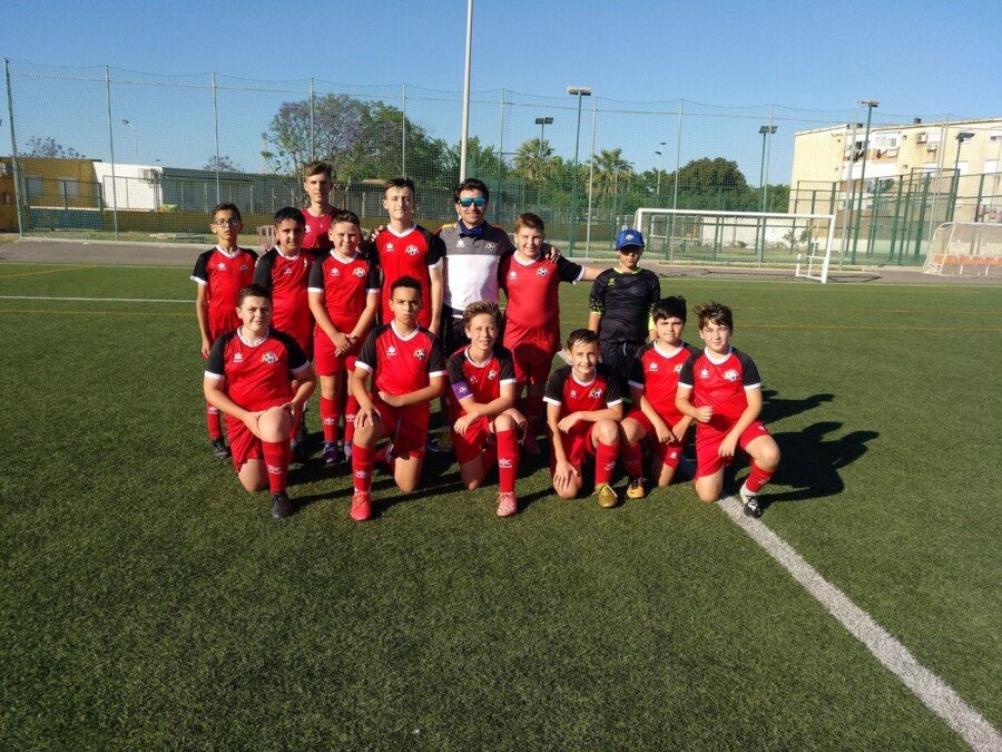C.D. Naval y EFB San Ginés 82, campeones en categoría alevín y cadete F-11 de la Liga Comarcal de Fútbol Base C.D. Naval y EFB San Ginés 82, campeones en categoría alevín y cadete F-11 de la Liga Comarcal de Fútbol Base