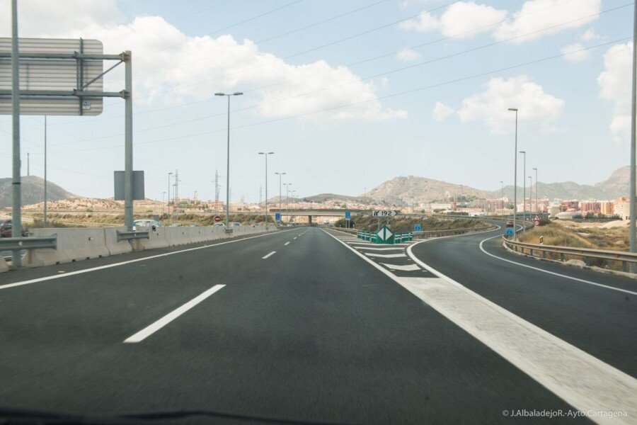 El Ayuntamiento adjudica la iluminación del acceso a Cartagena por la autovía A-30, que se ejecutará en cuatro meses