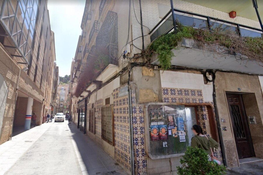 Urbanismo concede dos nuevas licencias para reformar edificios en el centro histórico de Cartagena