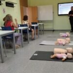 Profesionales del ámbito educativo se forman en la ESPAC sobre el uso del desfibrilador y primeros auxilios Profesionales del ámbito educativo se forman en la ESPAC sobre el uso del desfibrilador y primeros auxilios