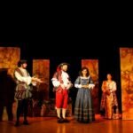 El clásico ‘Entre bobos anda el juego’ de José Zorrilla llega mañana al festival Teatro del Mar