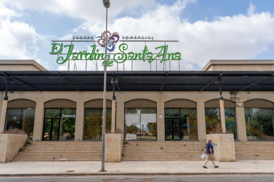 Comienza la remodelación del Centro Comercial de Santa Ana Comienza la remodelación del Centro Comercial de Santa Ana