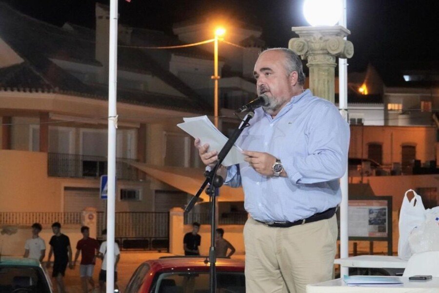 La Azohía inicia sus fiestas con el pregón de Juan Pedro Torralba
