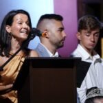 La concejala Irene Ruiz da el pregón de las fiestas patronales de Alumbres