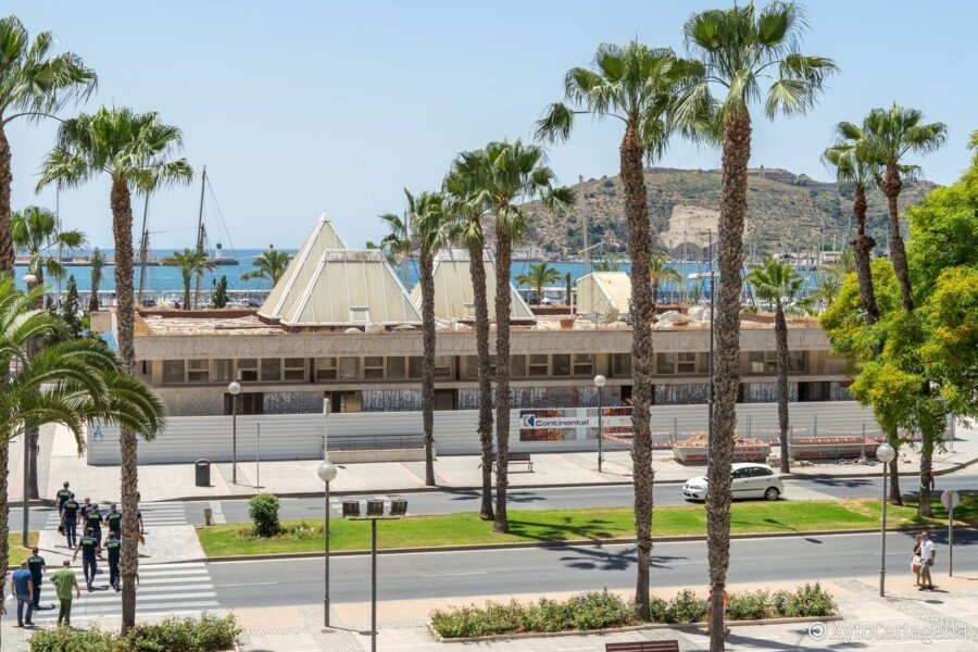 Urbanismo da la licencia a Licor 43 para iniciar las obras del nuevo gastromercado del Paseo Alfonso XII