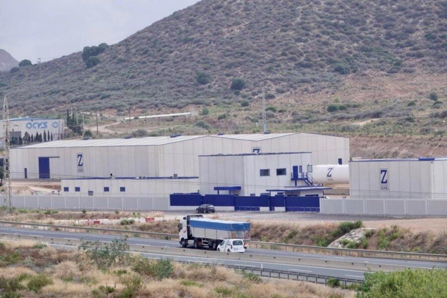 Urbanismo da luz verde a la segunda fase de la planta de Zeta Gas en Escombreras