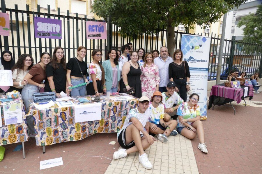 La IV Feria de la ciudadanía, ‘Conviviendo en Diversidad’, de celebra San Antón y la Urbanización Mediterráneo