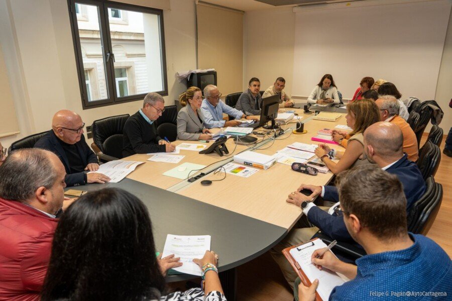 Urbanismo da luz verde a las zonas de bajas emisiones en El Casco y en El Ensanche Urbanismo da luz verde a las zonas de bajas emisiones en El Casco y en El Ensanche