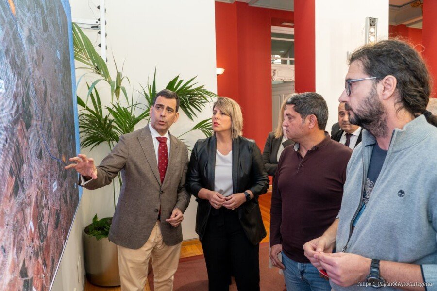 La reparación integral de la carretera que conecta La Aljorra con Sabic tendrá un presupuesto de 4,6 millones de euros La reparación integral de la carretera que conecta La Aljorra con Sabic tendrá un presupuesto de 4,6 millones de euros