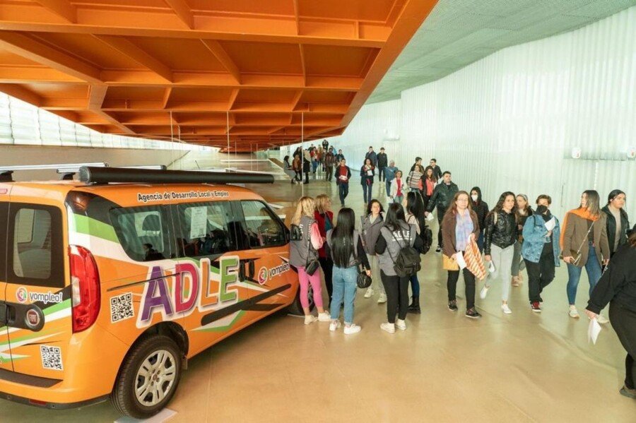 La ALDE ofrece sus nuevos recursos a 1.300 participantes en la primera jornada ‘Áctívate’ La ALDE ofrece sus nuevos recursos a 1.300 participantes en la primera jornada ‘Áctívate’