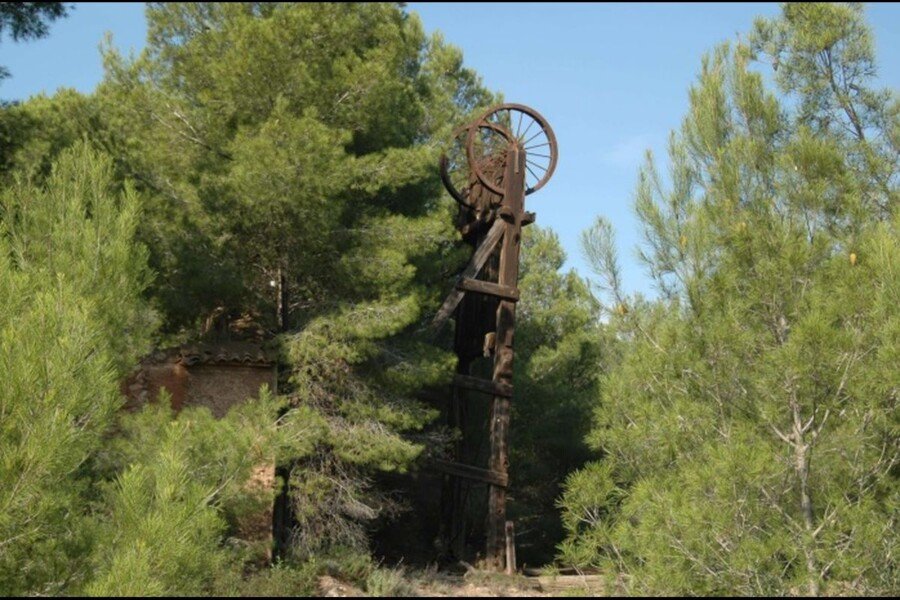 Urbanismo aprueba las obras de conservación y rehabilitación del Castillete de la Mina Santo Tomás