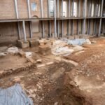 Vuelven las excavaciones al Teatro Romano después de 15 años para recuperar el pórtico Vuelven las excavaciones al Teatro Romano después de 15 años para recuperar el pórtico