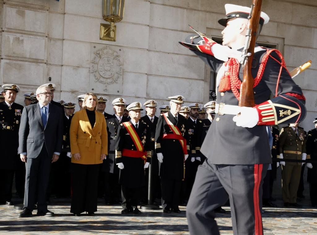 La alcaldesa agradece el servicio de los militares cartageneros en la celebración de la Pascua Militar La alcaldesa agradece el servicio de los militares cartageneros en la celebración de la Pascua Militar