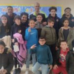 La ‘gira por los coles’ del Jimbee CT llega a las aulas del CEIP Félix Rodríguez de la Fuente de los Nietos