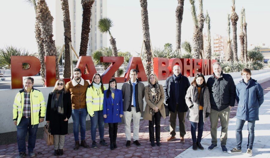 Las obras en Plaza Bohemia de La Manga encaran su recta final