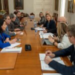 El Gobierno municipal adjudica a Actúa el contrato de limpieza de colegios siguiendo los criterios de calidad de los técnicos municipales