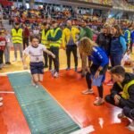 Más de 400 escolares participan en el programa de deportes Jugando al Atletismo
