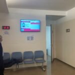 Igualdad y el Área 2 de Salud difunden los servicios del CAVI en las pantallas informativas de los hospitales de Cartagena