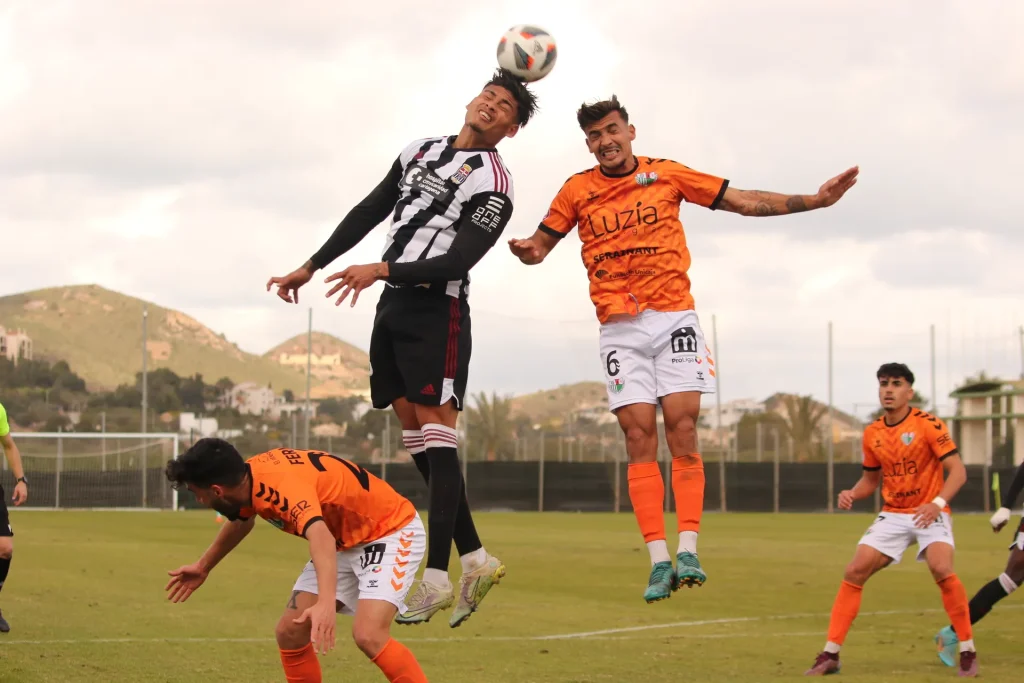 Un gran Antequera vence por la mínima al FC Cartagena ‘B’ (0-1) Un gran Antequera vence por la mínima al FC Cartagena ‘B’ (0-1)