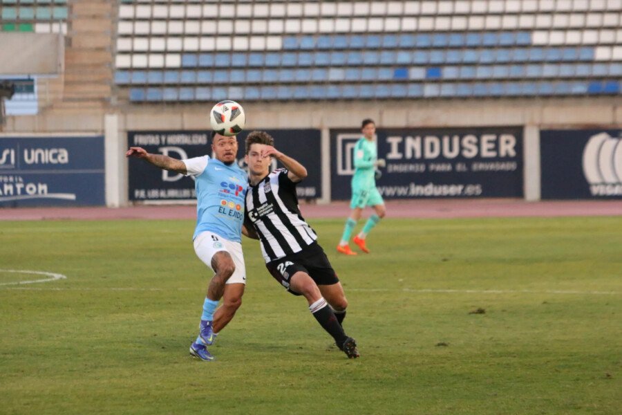 El FC Cartagena B cae en El Ejido en los últimos minutos (2-1)