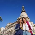 La alcaldesa ha recibido a la atleta Eva Ibarra, oro y récord regional en los 60 metros lisos del Nacional sub-20