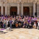 Las mujeres de Cartagena sacan sus alas para conmemorar el 8 de Marzo