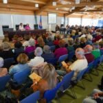 El Ayuntamiento diseña los planes municipales para mayores escuchando sus propuestas en salud, formación y ocio