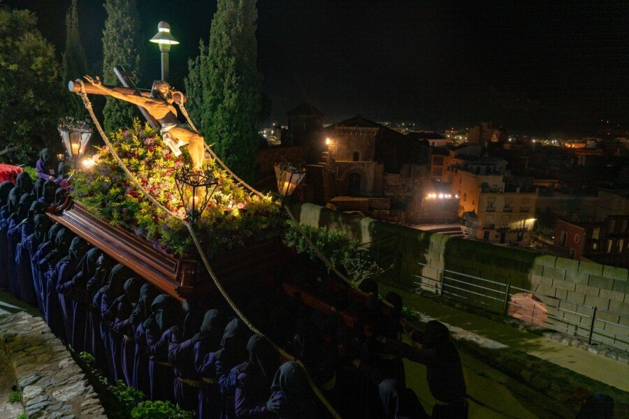La primera procesión de la Semana Santa de España ya ha recorrido las calles de Cartagena