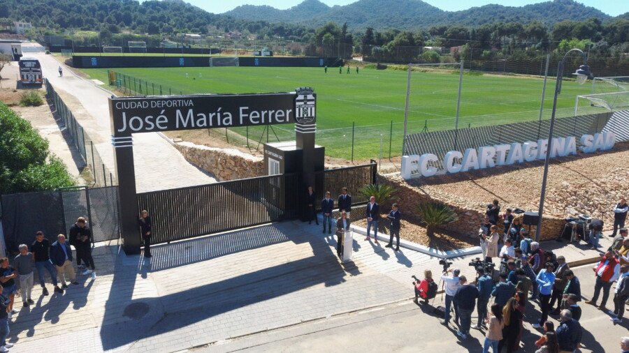 El FC Cartagena inaugura la ‘Ciudad Deportiva José María Ferrer’