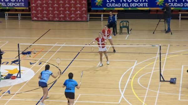 Líderes y el ascenso en juego Líderes y el ascenso en juego
