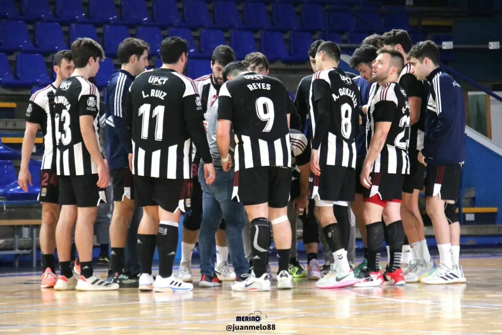 Derrota del FC Cartagena CAB (18-24)