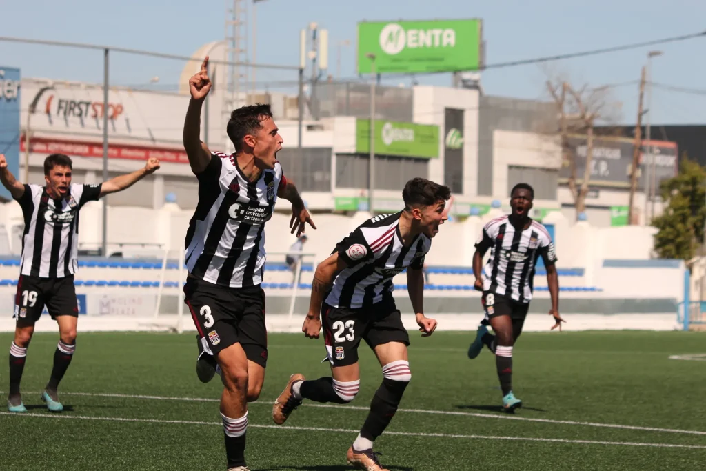 Remontada épica del FC Cartagena B frente al Mar Menor (1-2) Remontada épica del FC Cartagena B frente al Mar Menor (1-2)