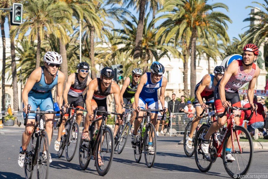 Cortes de tráfico en el centro y la carretera a Cala Cortina este domingo por el triatlón de Cartagena
