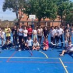 El colegio San Isidoro de El Algar recibe la visita del Club Hockey Cartagena con el Programa ADE
