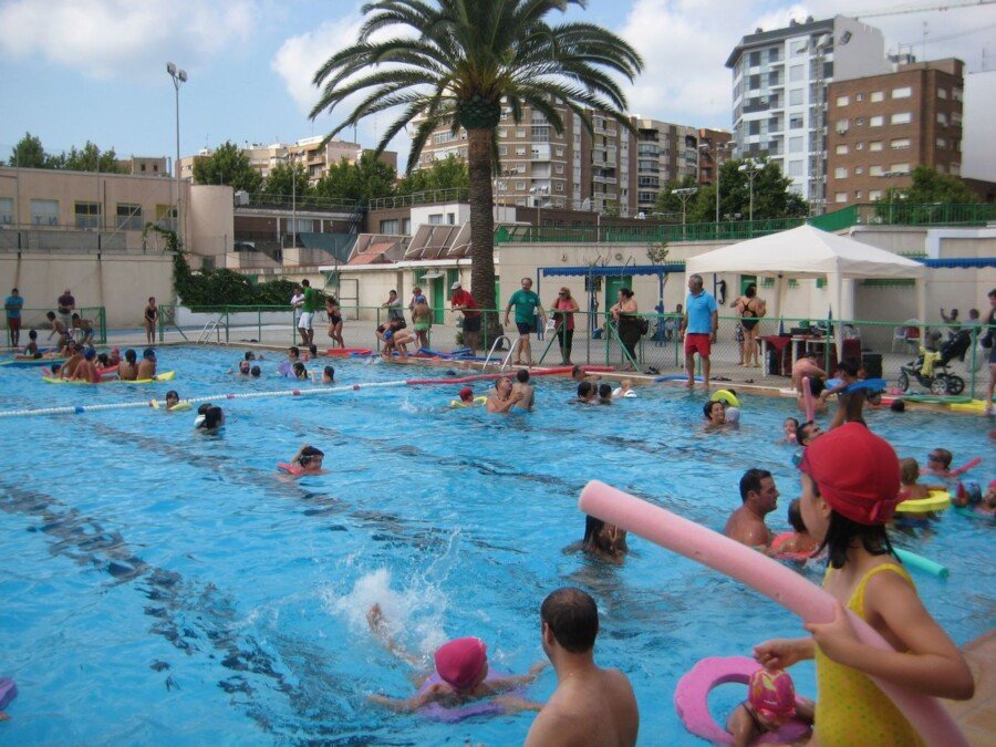 La piscina de la Casa de la Juventud abre el plazo de preinscripción para los cursos de natación