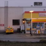 Fito Conesa se zambulle en el skyline de una ciudad canadiense alterada por la minería Fito Conesa se zambulle en el skyline de una ciudad canadiense alterada por la minería