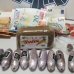 La Policía Local detiene en Cartagena a un hombre que portaba droga en un patinete