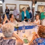 La alcaldesa felicita a la Universidad de Mayores por sus 20 años fomentando el aprendizaje y la conexión intergeneracional