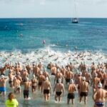 La vuelta a nado al faro de Cabo de Palos tendrá este sábado una participación récord de 350 nadadores