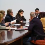 La baja por paternidad Manuel Torres y la entrada de Vox en el Gobierno obliga a modificar el régimen de dedicación y retribuciones de algunos concejales