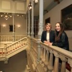 La alcaldesa de Cartagena apoya a el talento artístico de jóvenes como Almudena Roca La alcaldesa de Cartagena apoya a el talento artístico de jóvenes como Almudena Roca