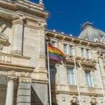 El ayuntamiento iza la bandera arco iris por el Día Internacional con la LGTBIfobia El ayuntamiento iza la bandera arco iris por el Día Internacional con la LGTBIfobia