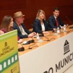 La alcaldesa reivindica las conexiones ferroviarias y pide a Adif la reunión que lleva reclamando tres años