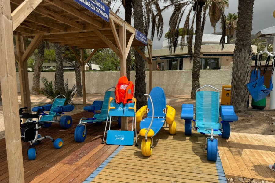 Playa Honda, Puerto Bello y la playa de San Ginés en la Azohía contarán con baño asistido hasta el 1 de septiembre Playa Honda, Puerto Bello y la playa de San Ginés en la Azohía contarán con baño asistido hasta el 1 de septiembre