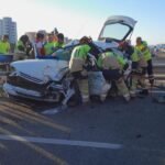 Bomberos de Cartagena intervienen en un accidente en la vía rápida de La Manga