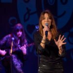 GALERÍA FOTOS: Carla Bruni brilla en una noche en la que Pedro Pastor puso a bailar a La Mar de Músicas GALERÍA FOTOS: Carla Bruni brilla en una noche en la que Pedro Pastor puso a bailar a La Mar de Músicas
