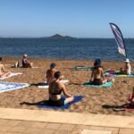 La campaña municipal de ‘Deporte en las Playas’ se clausura este verano con una Master Class de Yoga