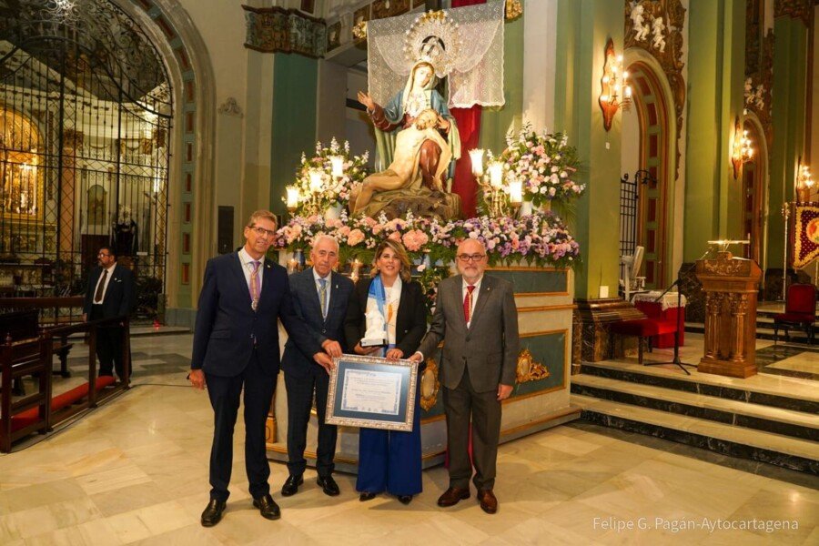La alcaldesa es nombrada Madrina de Honor de la Piedad en el año de su centenario La alcaldesa es nombrada Madrina de Honor de la Piedad en el año de su centenario