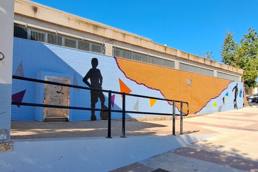 Molinos Marfagones estrena mural en el pabellón Molinos Marfagones estrena mural en el pabellón